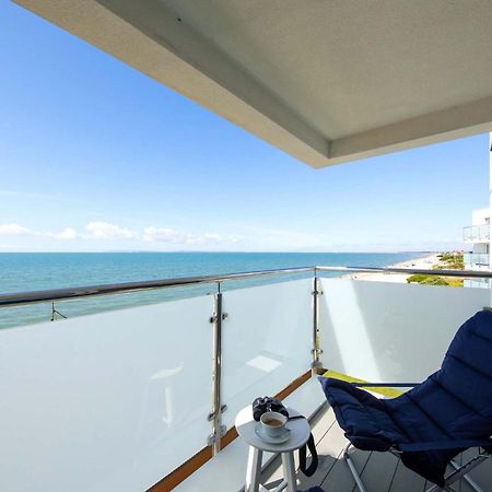 High-End Beachfront Getaway Sea View King Bed East Wittering Exterior photo