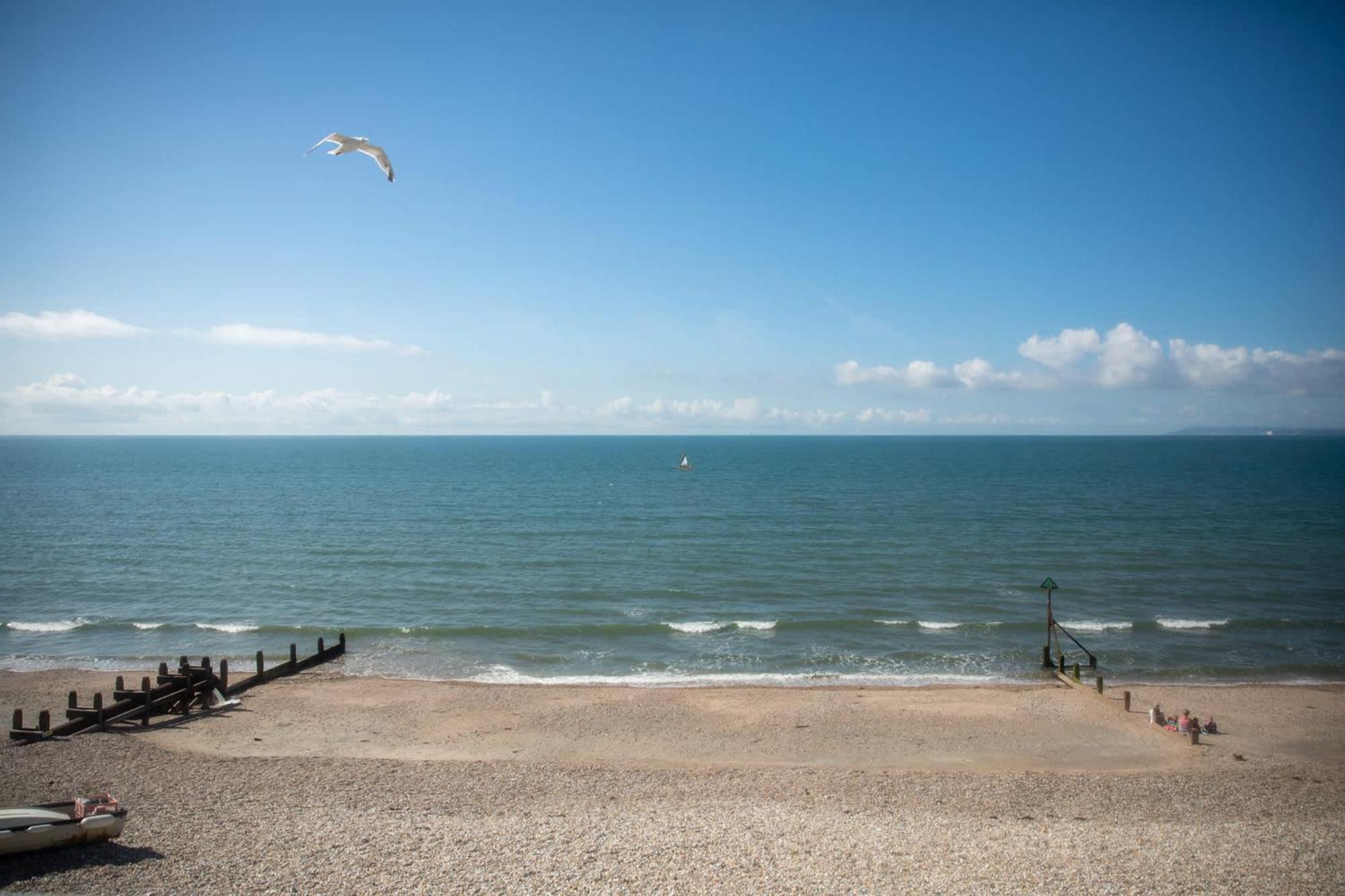 High-End Beachfront Getaway Sea View King Bed East Wittering Exterior photo